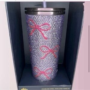 🆕- HYDRAPEAK- Viral Limited Edition Coquette Lavender/Purple Pink Bows
Tumbler.